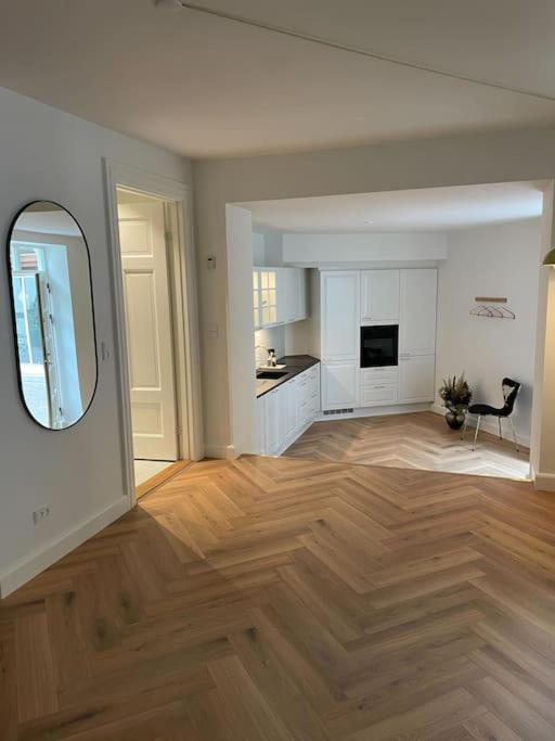 Nyrenoveret Charmerende Lejlighed I Odense C! Apartment ภายนอก รูปภาพ